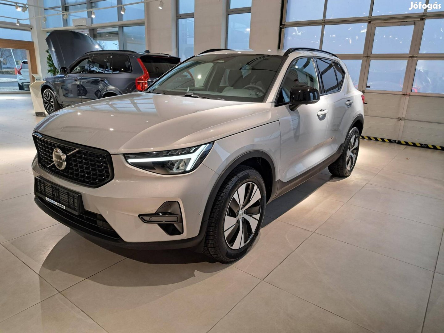 Volvo XC40 2.0 [B4] Mhev Ultimate Dark DCT Demó...